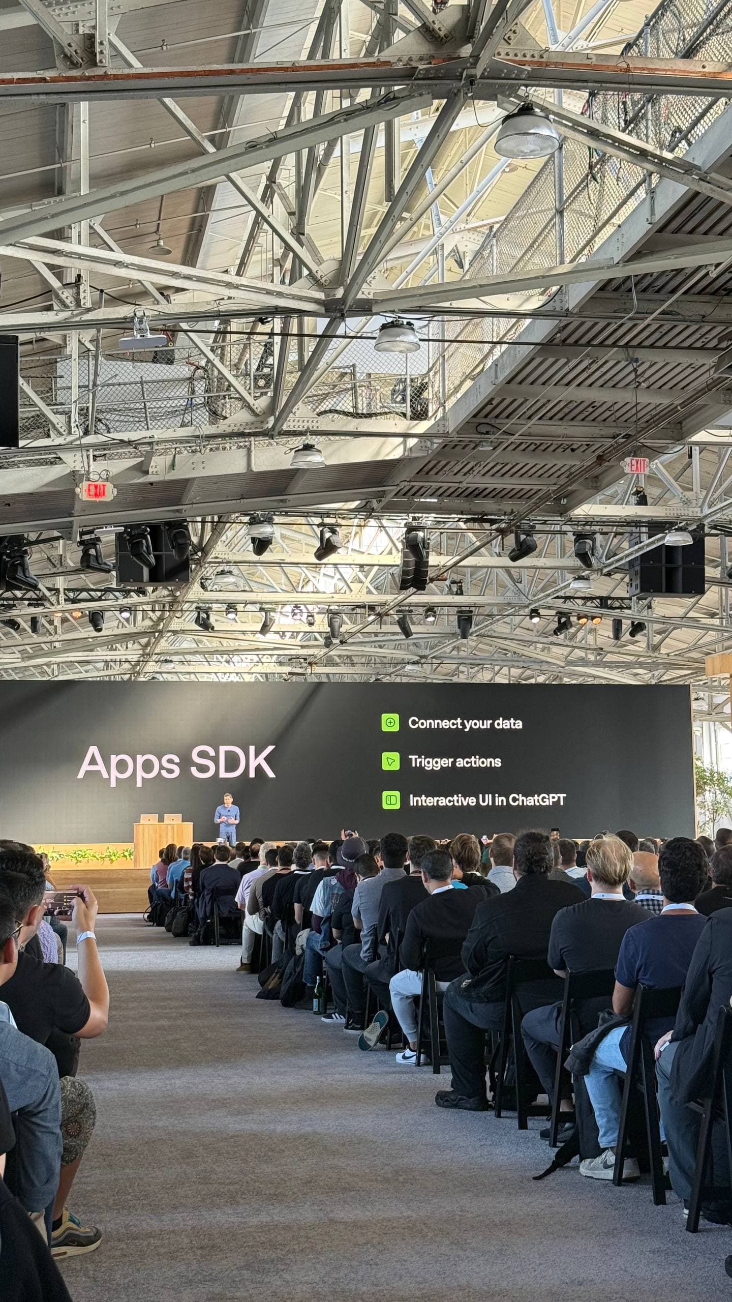 OpenAI запускает Apps SDK — illustration